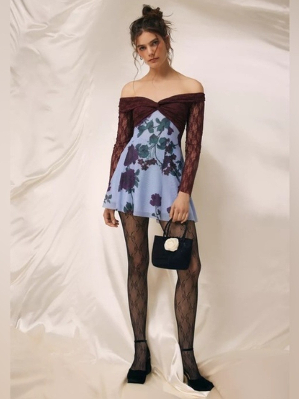 NWT Kimchi Blue Sydney Off The Shouldar Mini Dress Medium